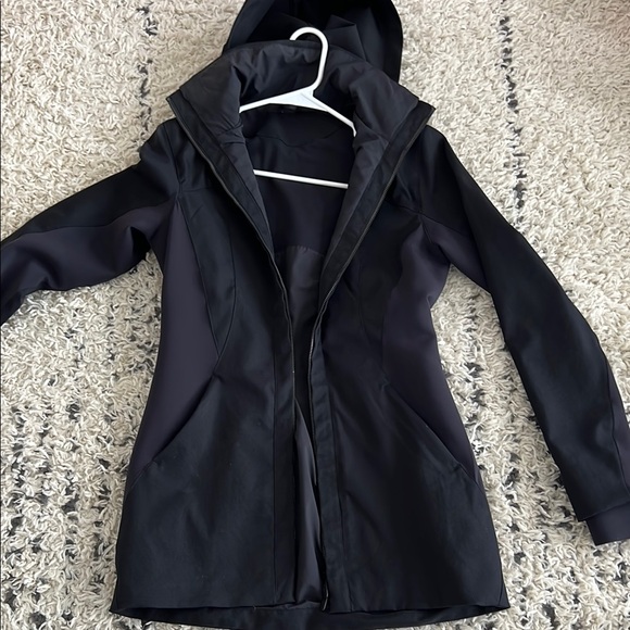 Align discontinued lululemon coat - Picture 1 of 6